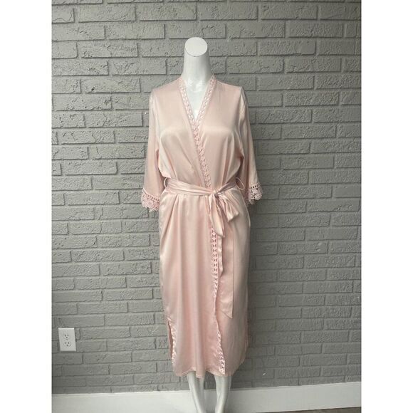 AW. Bridal Women Light Pink Satin Bridesmaid Robe Lingerie with Lace Accent Size - Picture 2 of 9